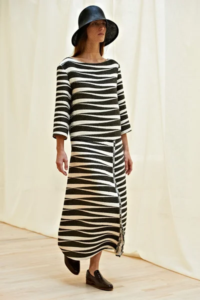 Look 18